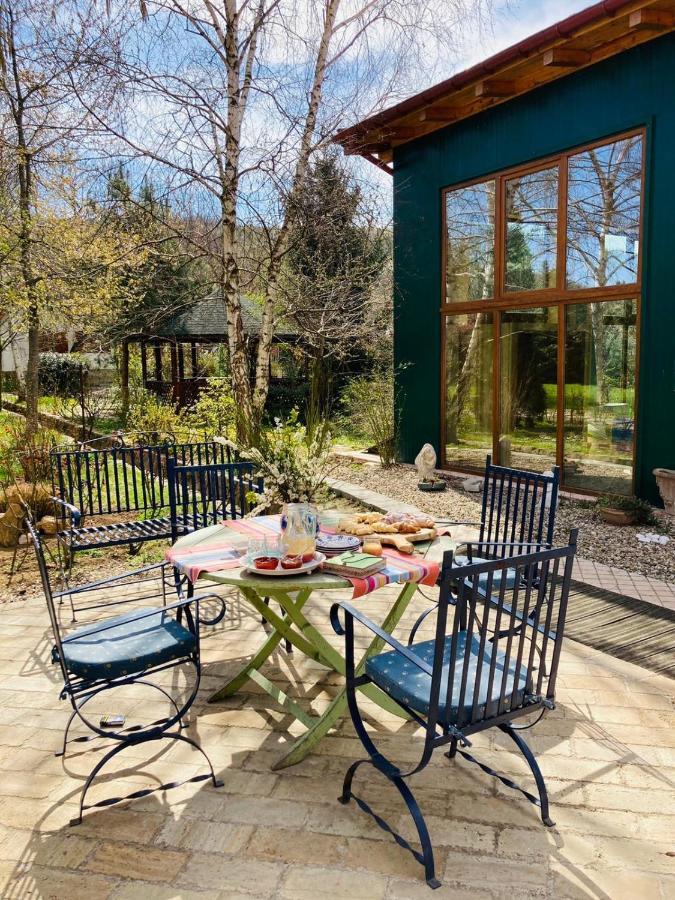 Daiconi Boutique House Bed & Breakfast Minis Exterior photo